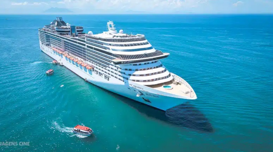 Navio MSC Prezioza